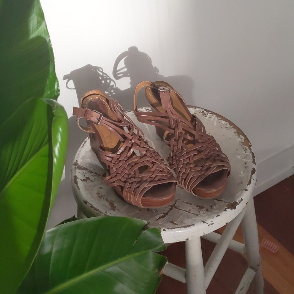 Fossil Wedge Pumps
